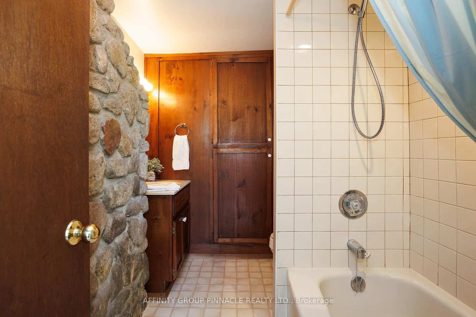 Photo 41 of B35 Lakeshore Road, Brock, Beaverton — HOMEH