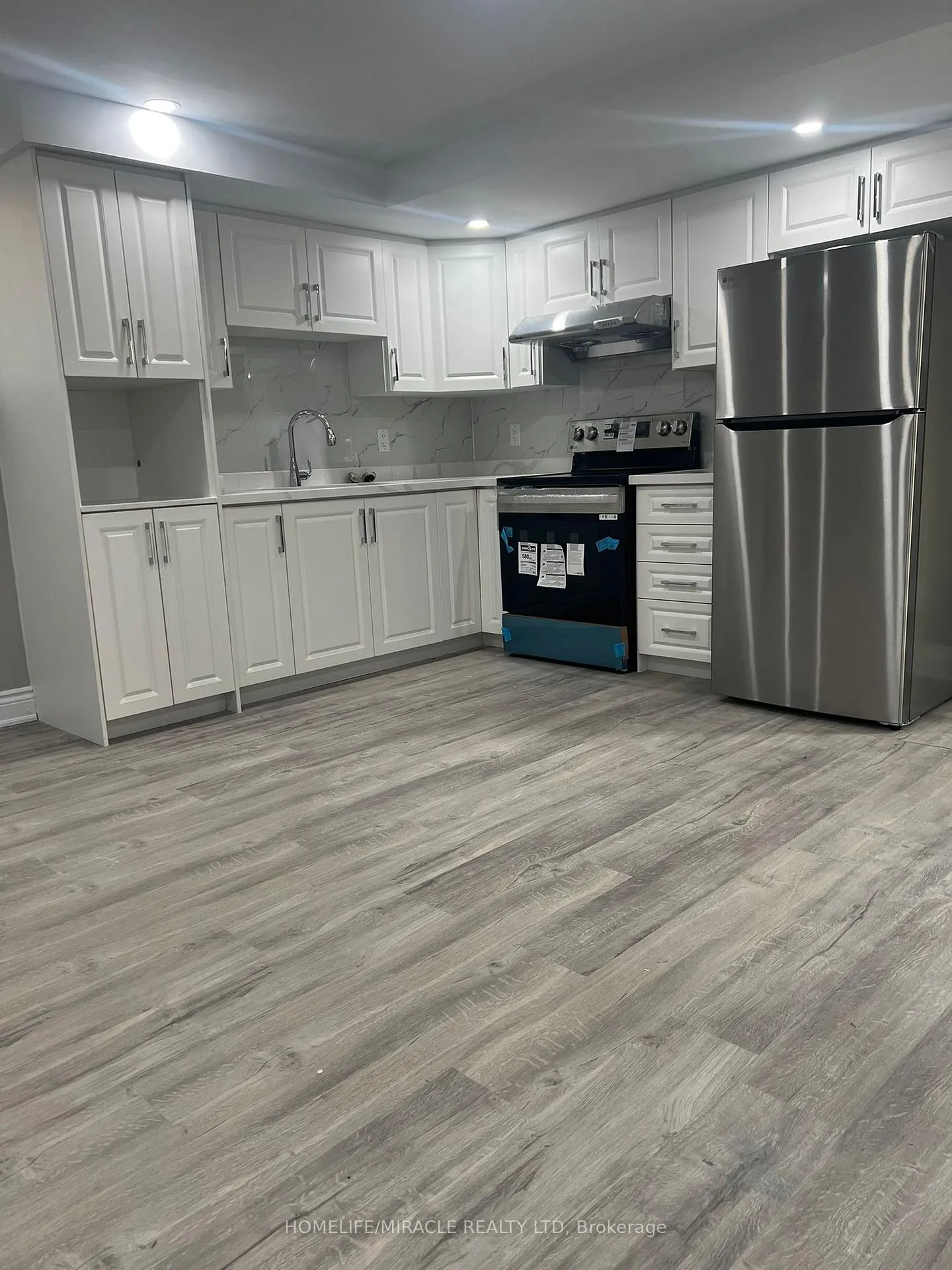 Photo 5 of Unit Basement, 47 George Robinson Dr, Brampton, Credit Valley — HOMEH