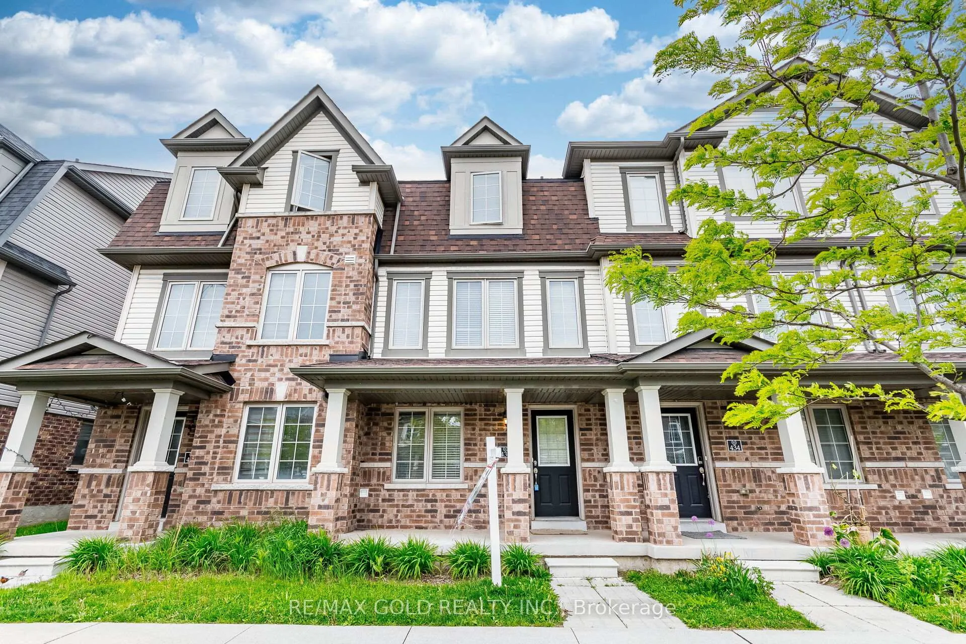 Front of 436 Linden Drive