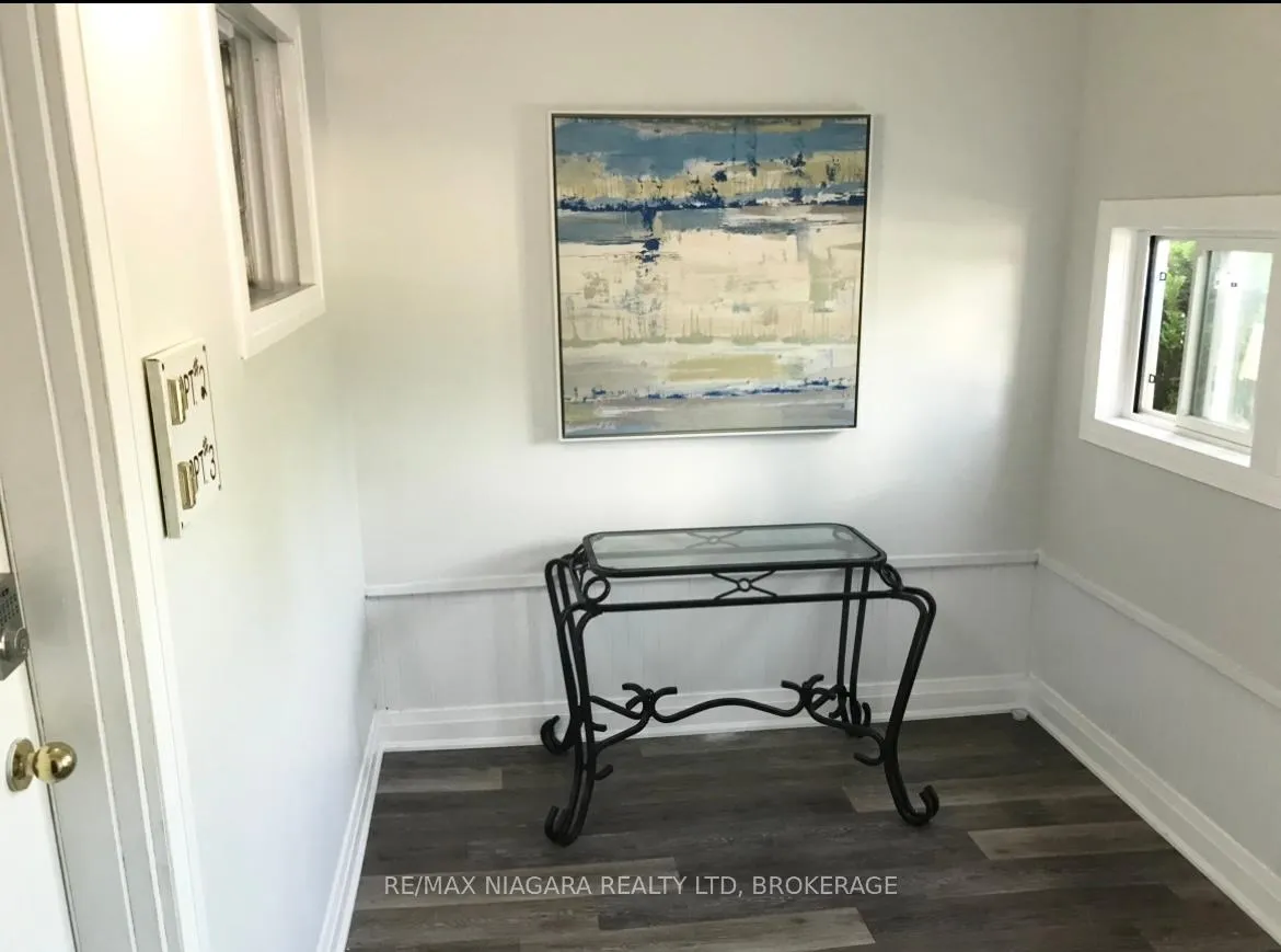 Photo 2 of Unit Unit 3, 4701 River Road, Niagara Falls, Downtown — HOMEH