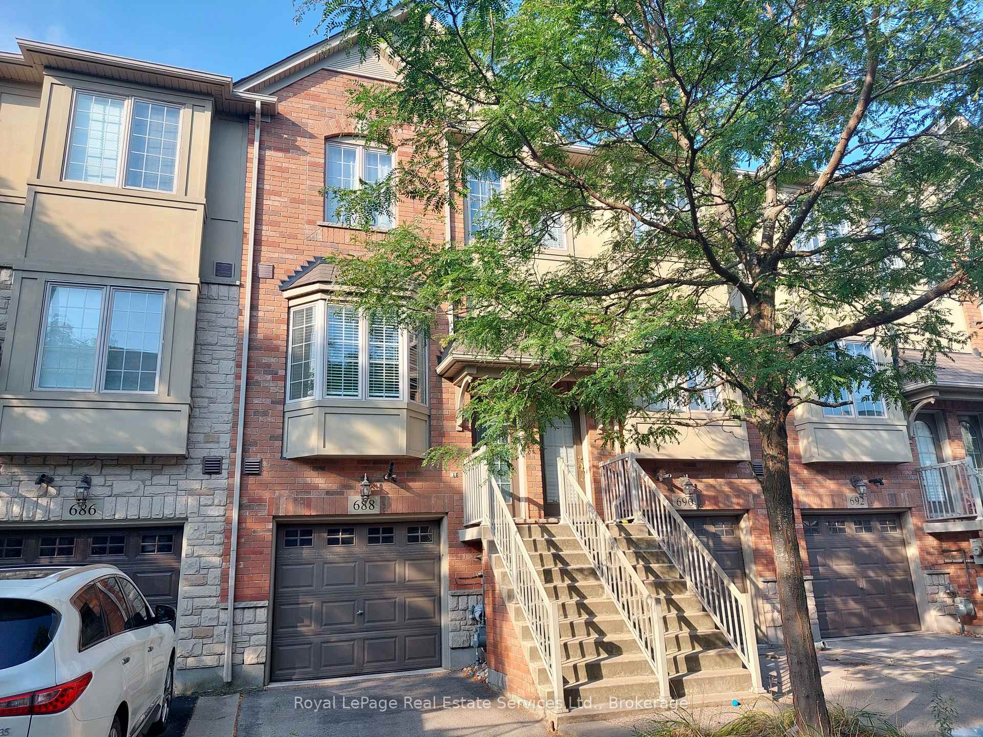 Photo 1 of 688 Rowley Common Road, Burlington, Appleby — HOMEH