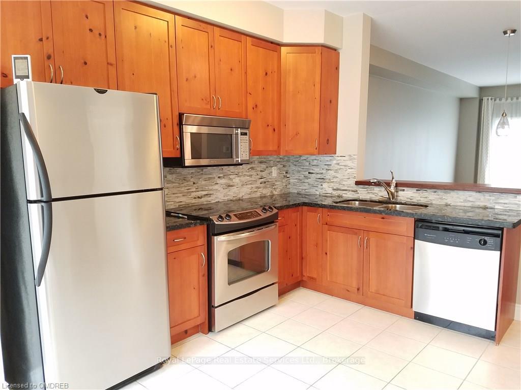 Photo 4 of 688 Rowley Common Road, Burlington, Appleby — HOMEH