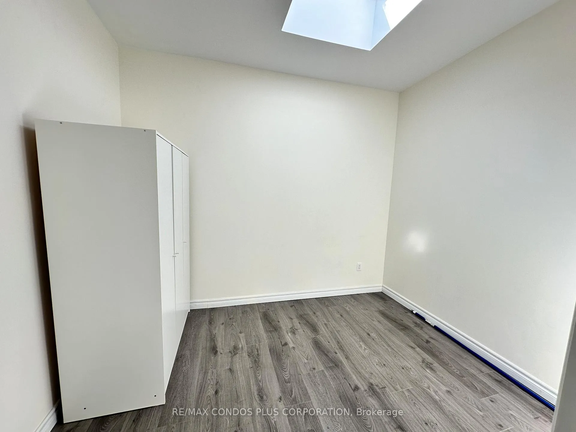 Photo 8 of Unit 3A, 725 Danforth Avenue, Toronto, Danforth — HOMEH