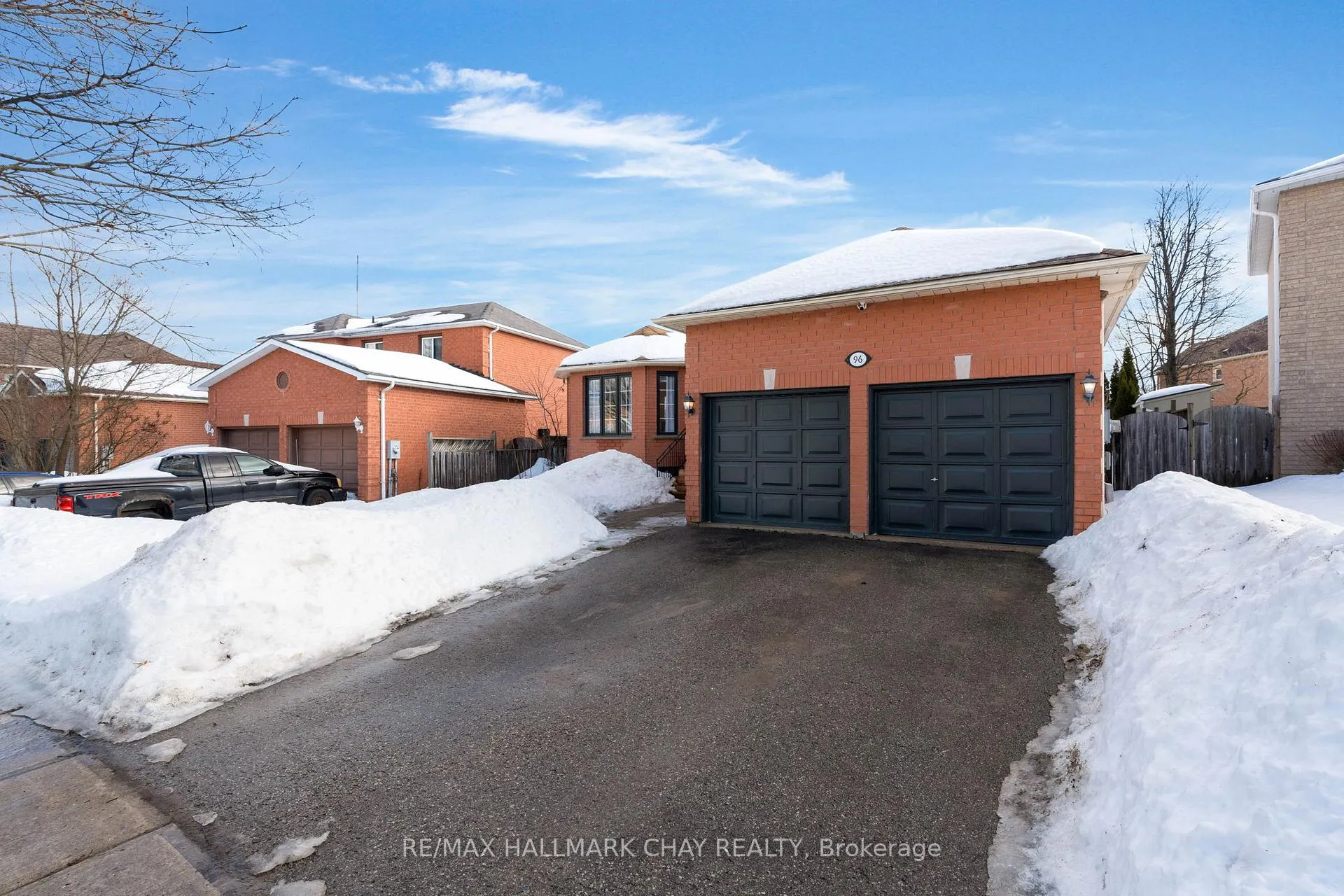 Photo 3 of 96 Brown Street, Barrie, Holly — HOMEH
