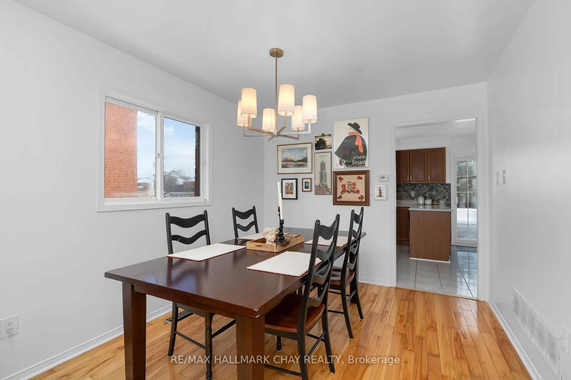 Photo 10 of 96 Brown Street, Barrie, Holly — HOMEH