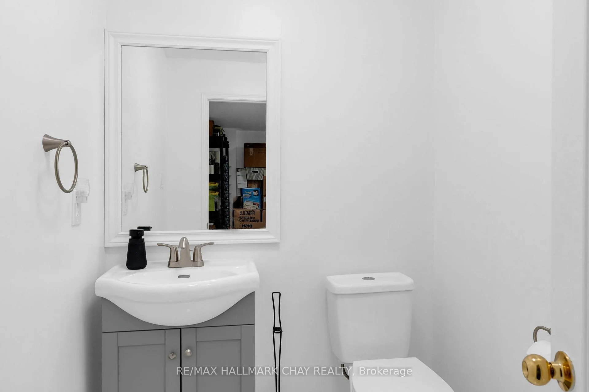 Photo 32 of 96 Brown Street, Barrie, Holly — HOMEH