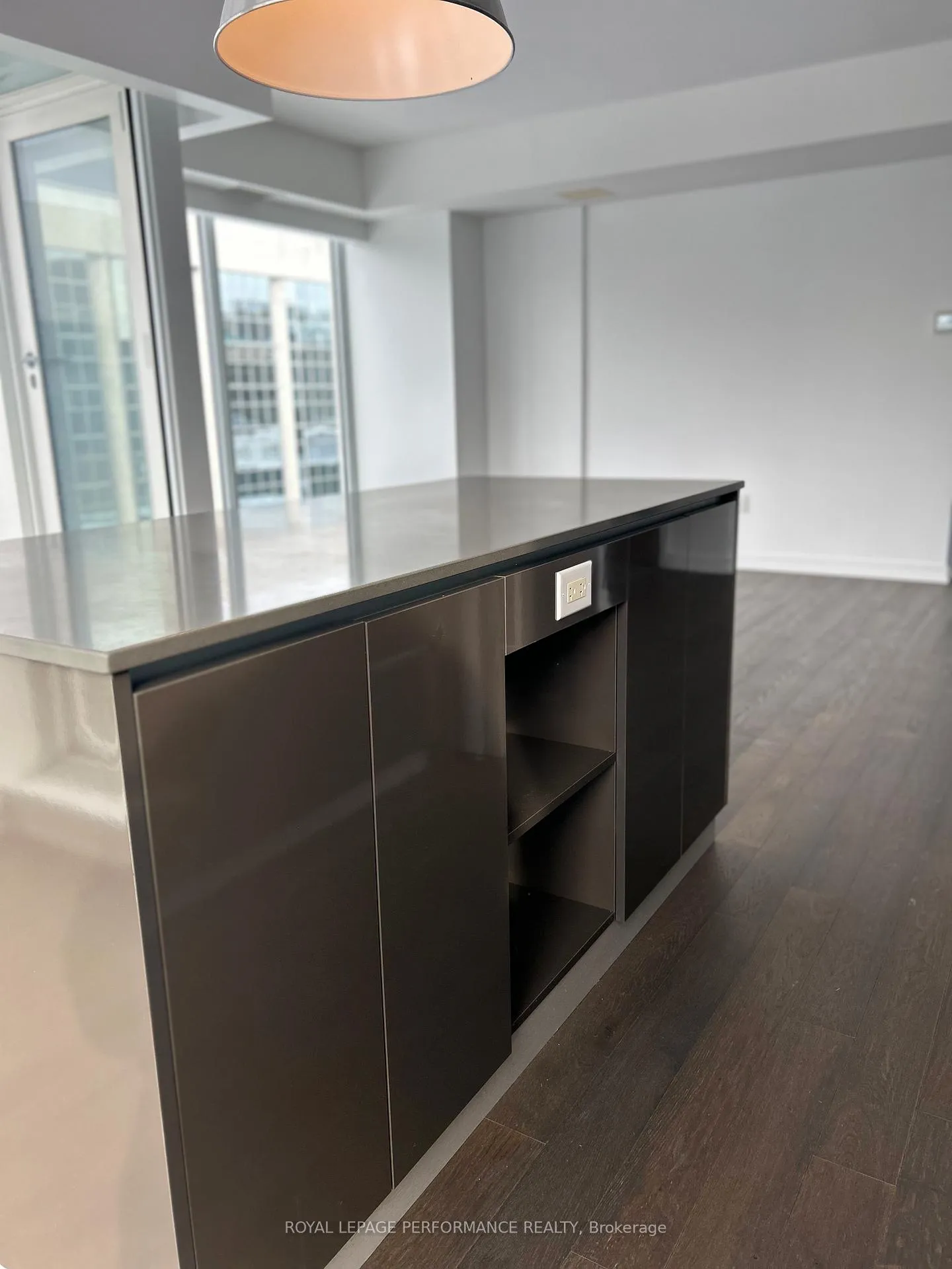 Photo 10 of Unit 1811, 199 Slater Street, Ottawa, Ottawa Centre — HOMEH
