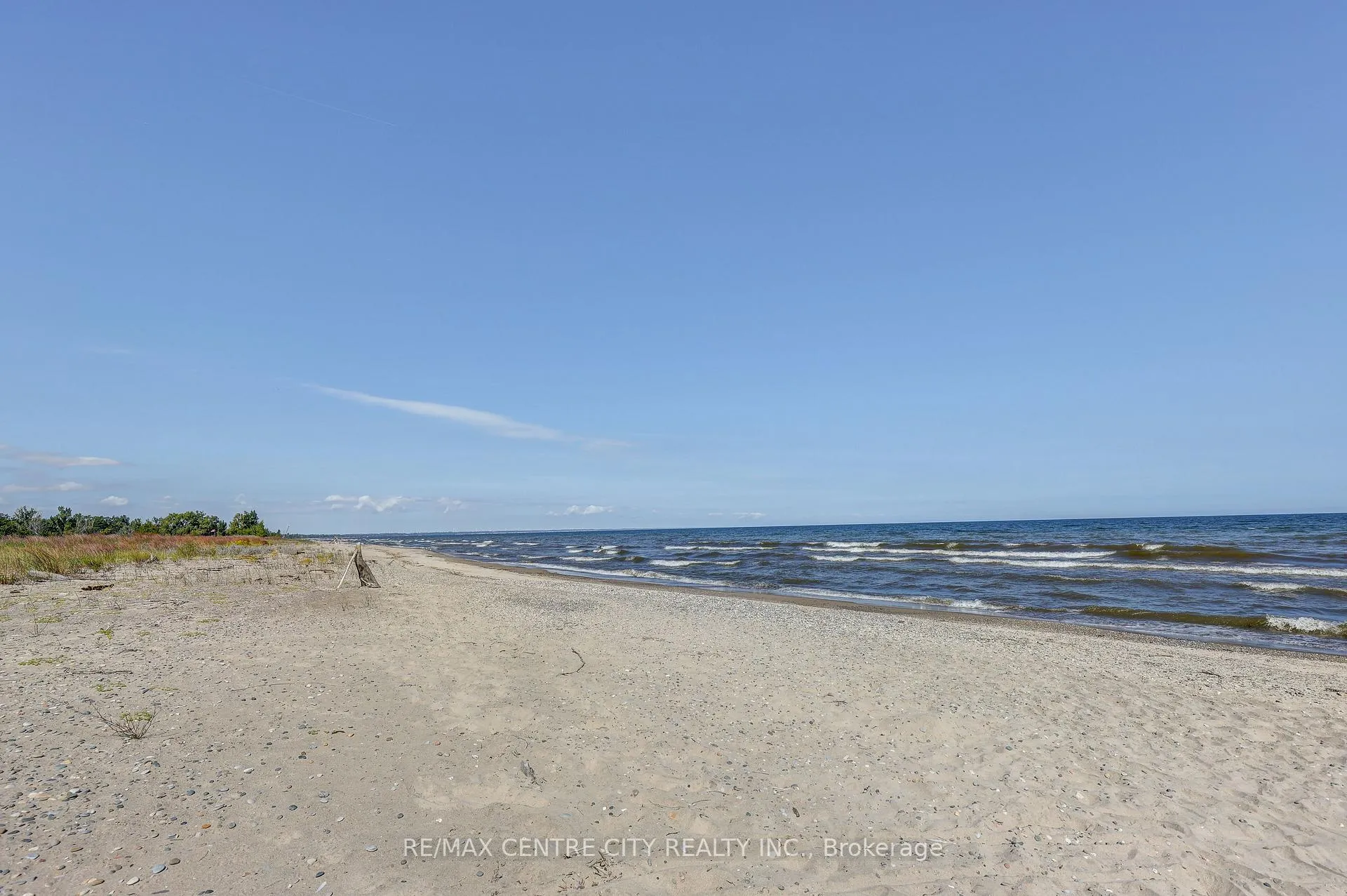 Photo 12 of 17374 Lakeshore Road, Chatham-Kent, Morpeth — HOMEH