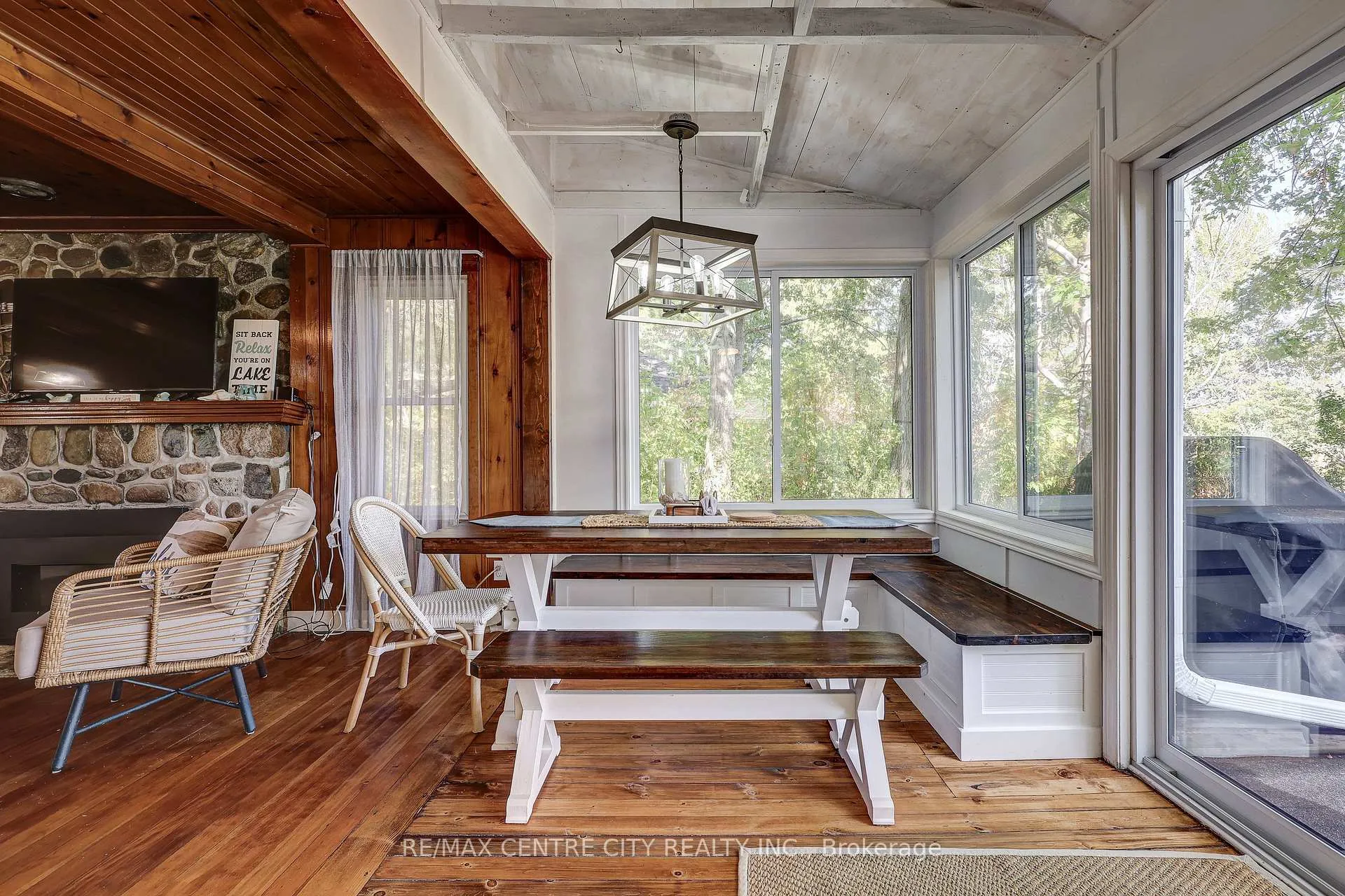 Photo 23 of 17374 Lakeshore Road, Chatham-Kent, Morpeth — HOMEH