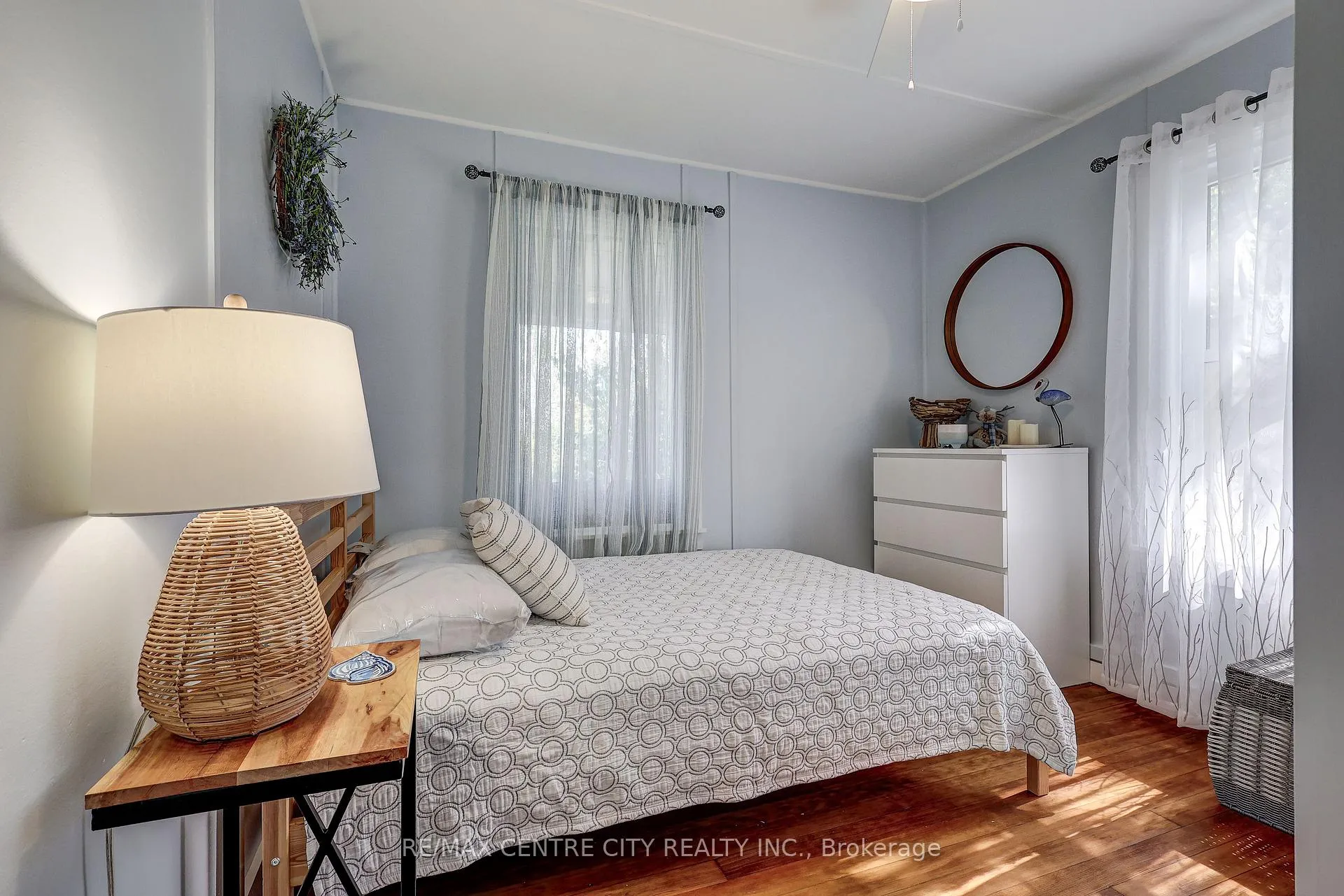 Photo 29 of 17374 Lakeshore Road, Chatham-Kent, Morpeth — HOMEH