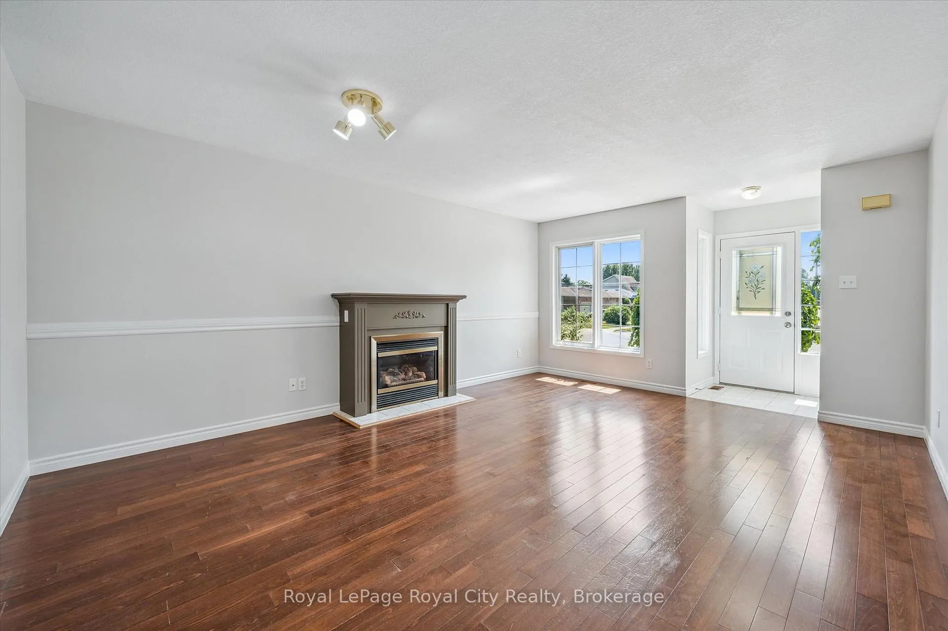 Photo 79 of 83 Inverness Drive, Guelph, Victoria North — HOMEH