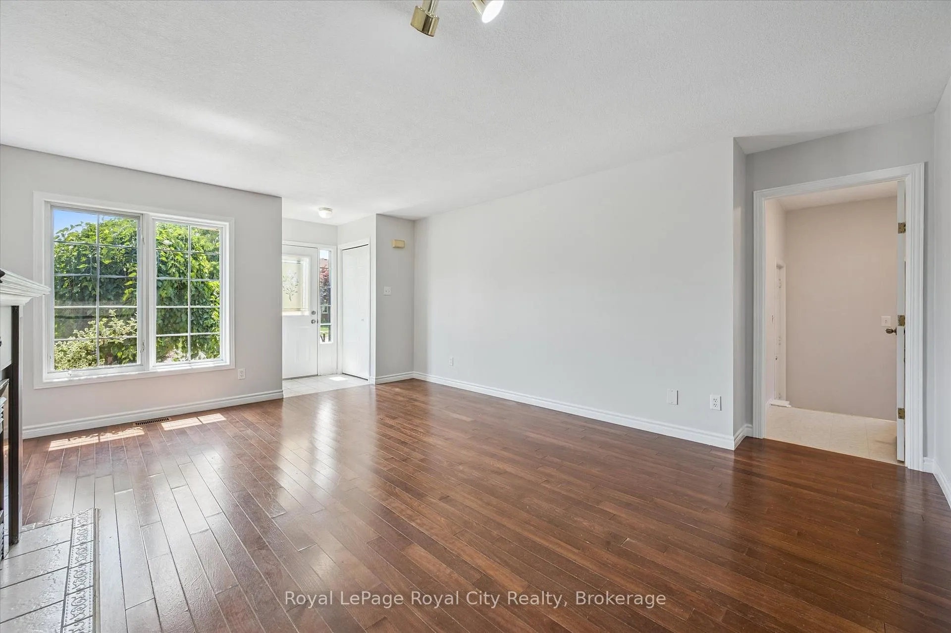 Photo 94 of 83 Inverness Drive, Guelph, Victoria North — HOMEH