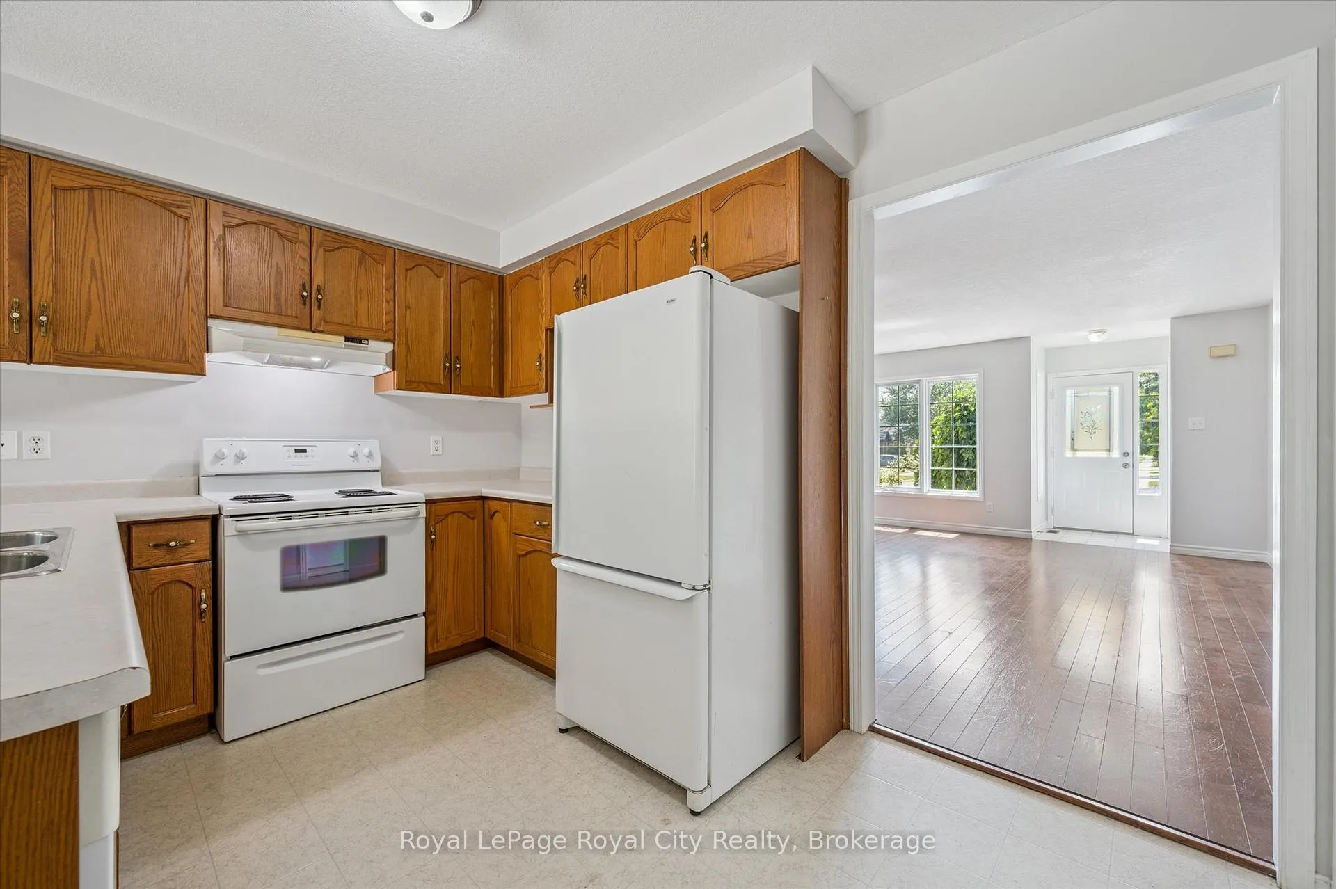Photo 176 of 83 Inverness Drive, Guelph, Victoria North — HOMEH