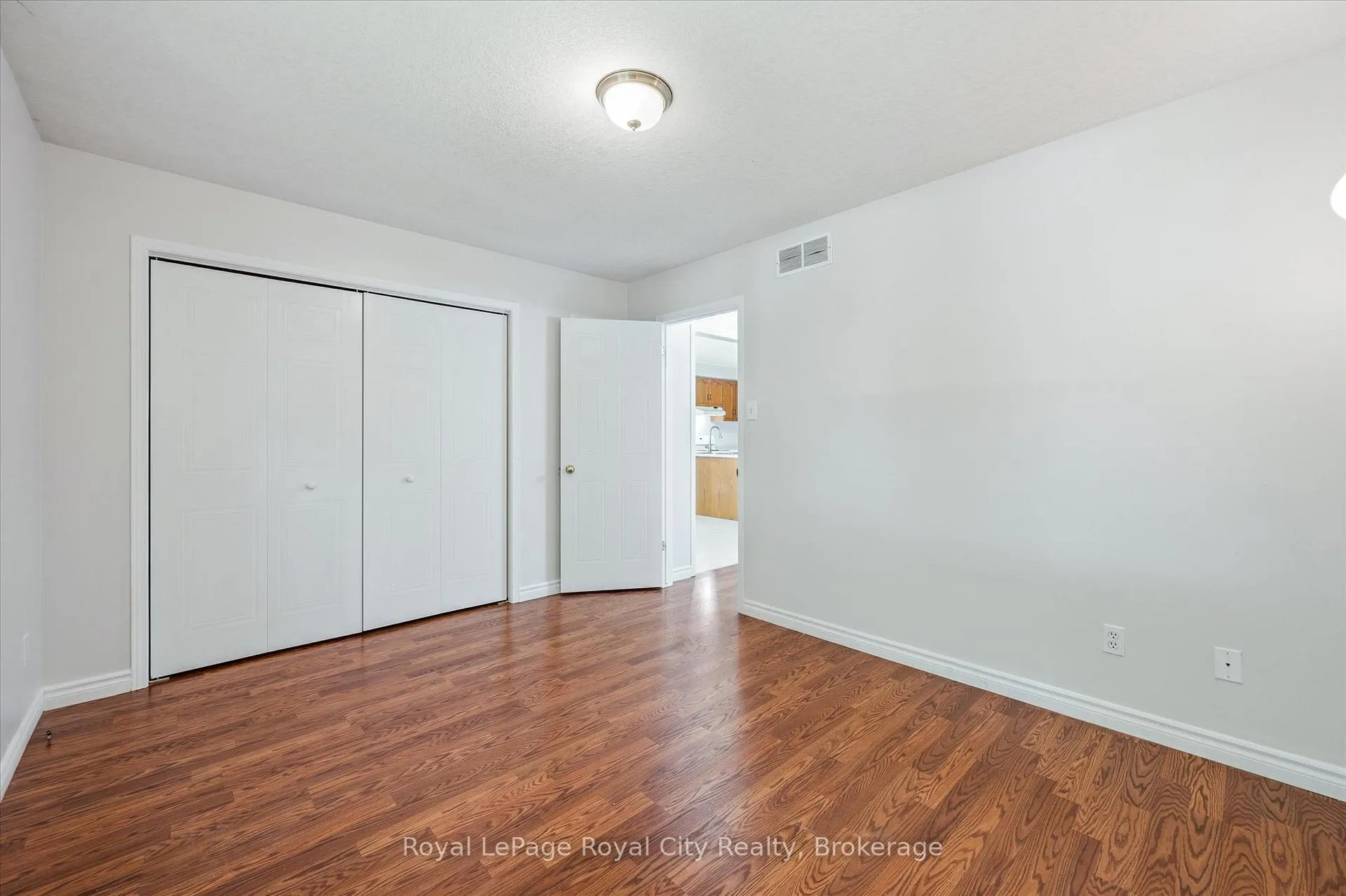 Photo 307 of 83 Inverness Drive, Guelph, Victoria North — HOMEH