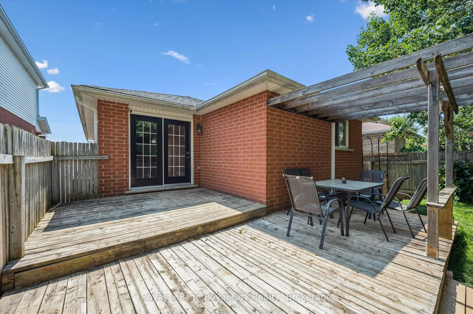 Photo 500 of 83 Inverness Drive, Guelph, Victoria North — HOMEH