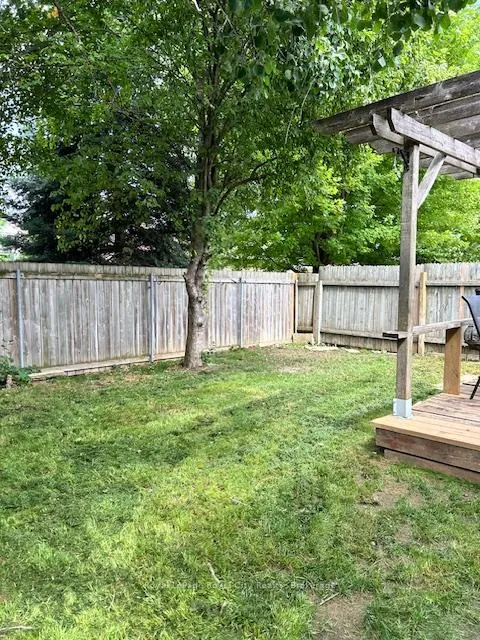 Photo 547 of 83 Inverness Drive, Guelph, Victoria North — HOMEH