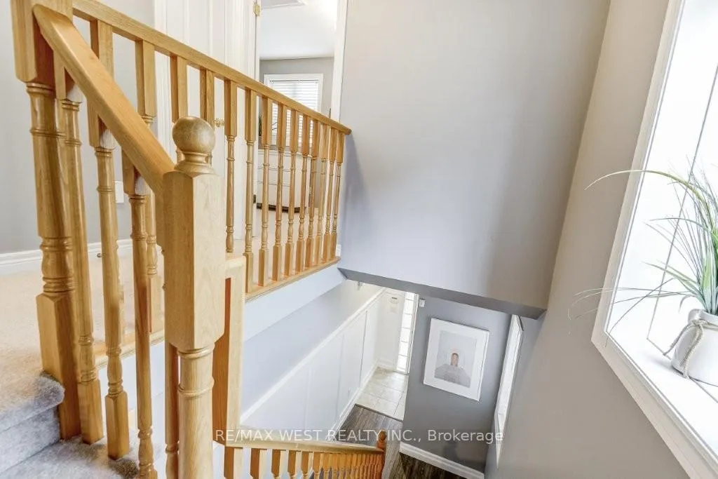 Photo 18 of 53 Cole Street, Hamilton, Waterdown — HOMEH