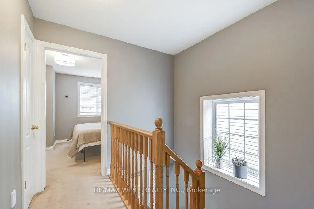 Photo 19 of 53 Cole Street, Hamilton, Waterdown — HOMEH