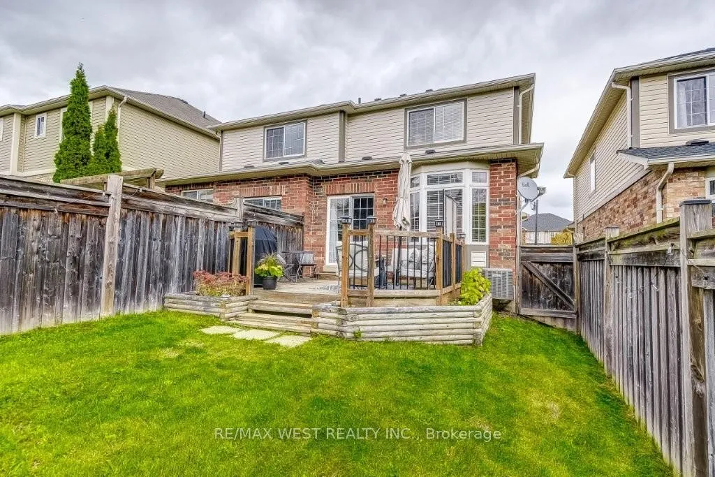 Photo 32 of 53 Cole Street, Hamilton, Waterdown — HOMEH