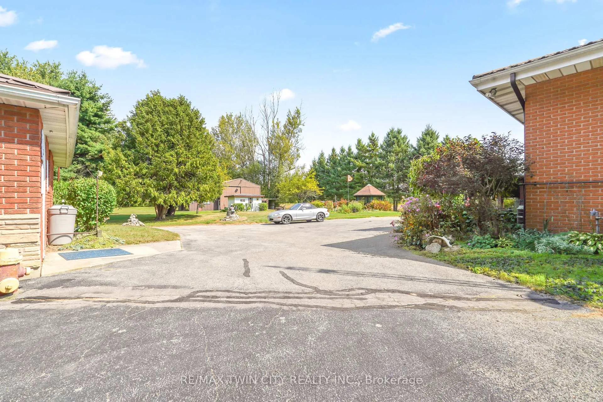 Photo 34 of 165 McGill Road, Brant, Oakland — HOMEH