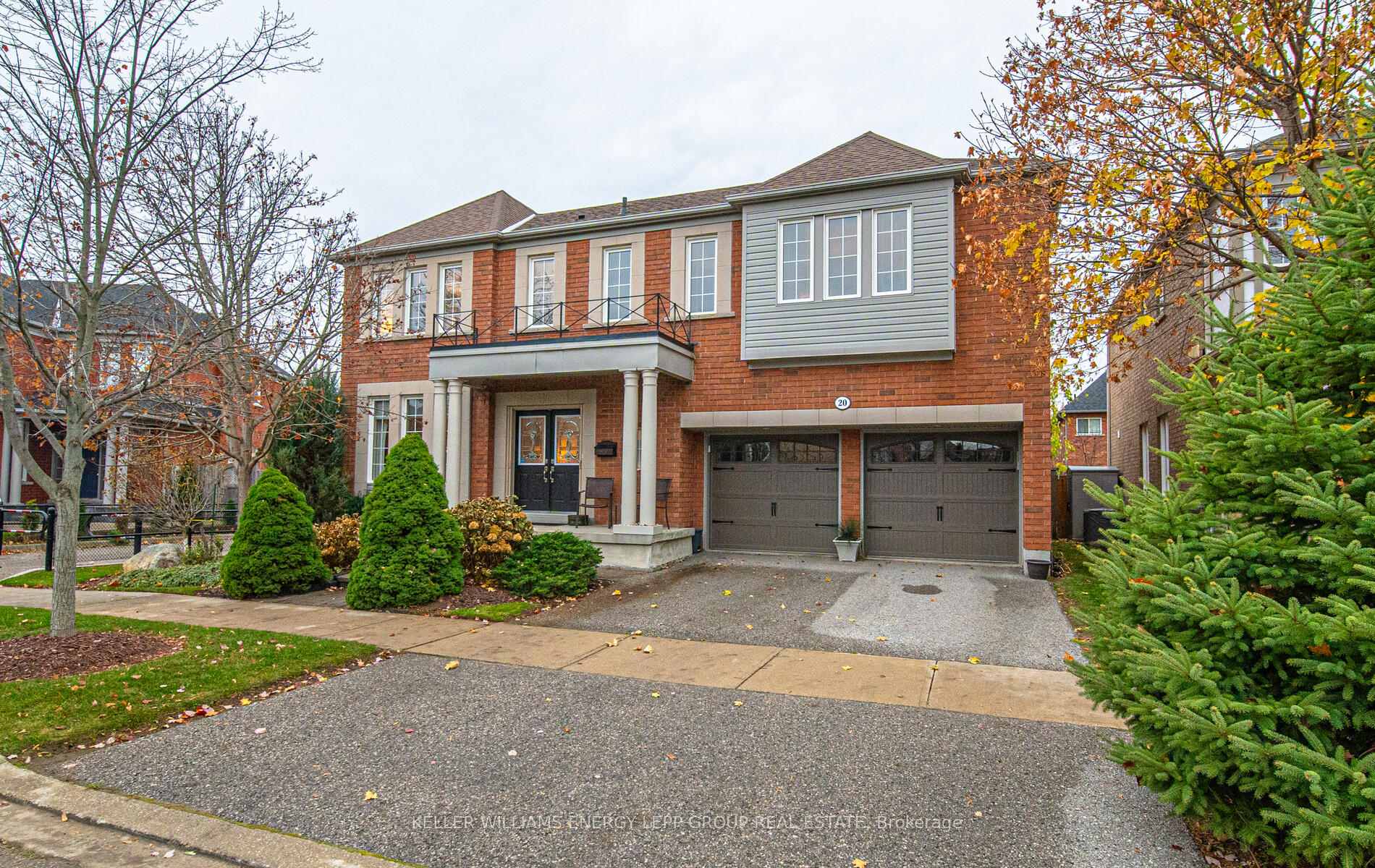Photo 2 of 20 Peacock Crescent, Ajax, Northwest Ajax — HOMEH