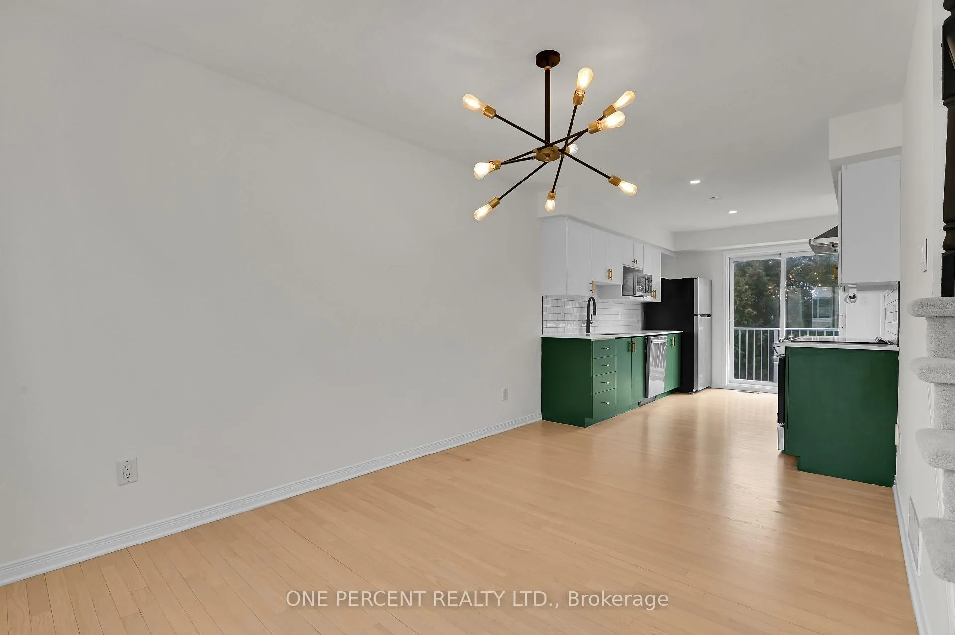 Photo 14 of 563 Burleigh Private, Ottawa, Cyrville — HOMEH