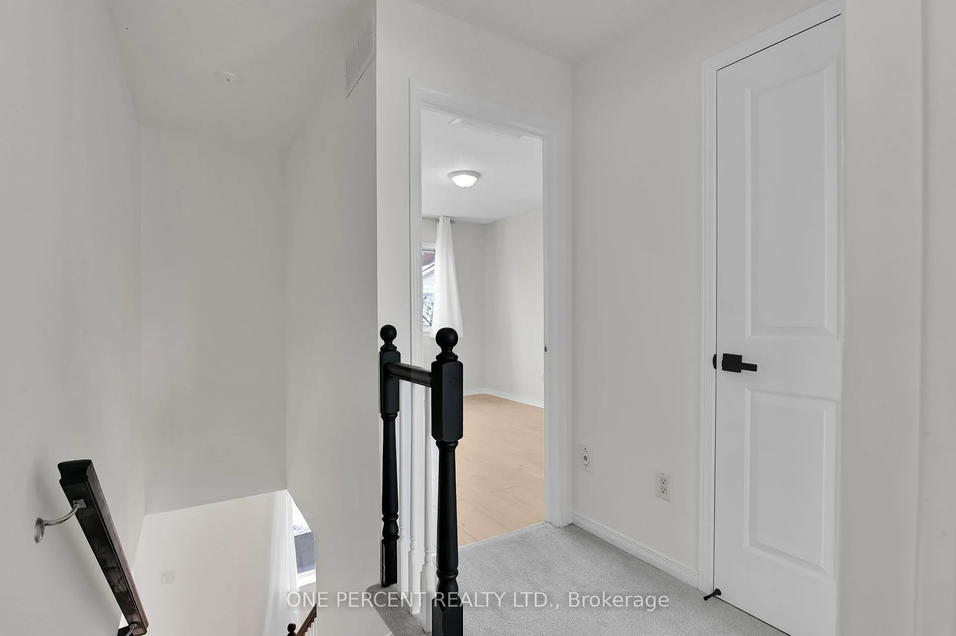 Photo 21 of 563 Burleigh Private, Ottawa, Cyrville — HOMEH