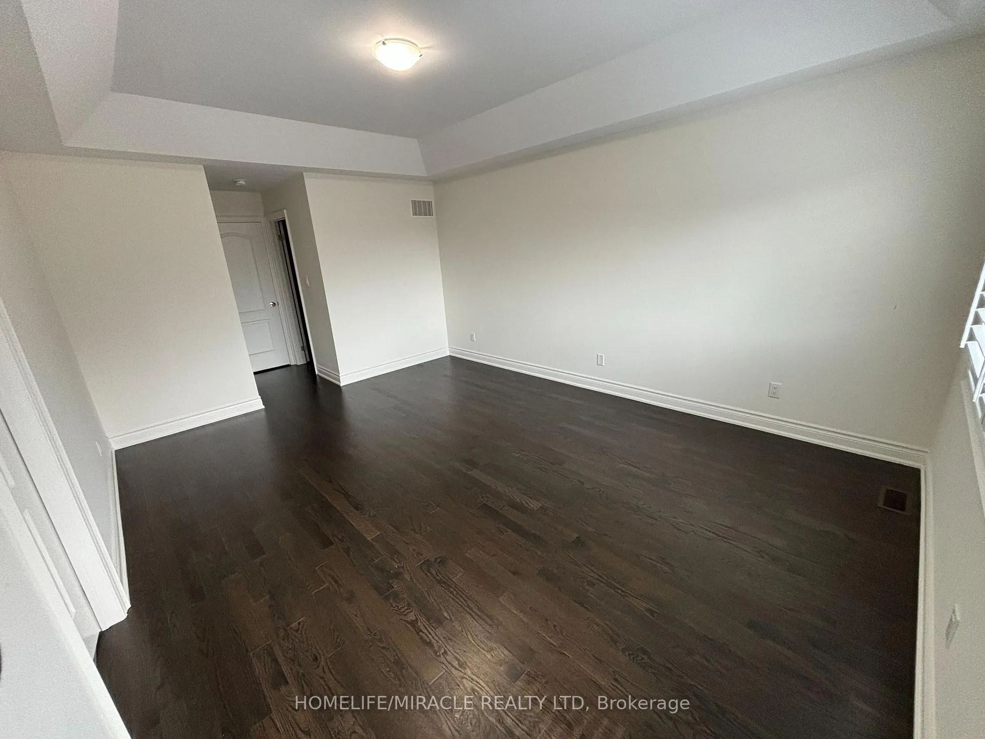 Photo 16 of Unit Main, 12 Gruenwald Gate, Brampton, Bram West — HOMEH