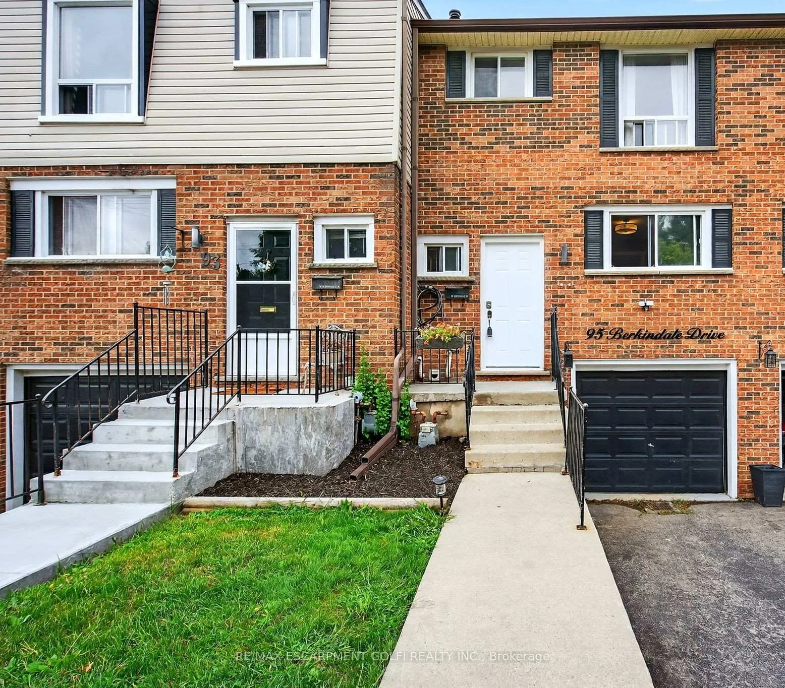 Photo 1 of Unit 95, 75 Berkindale Drive, Hamilton, Riverdale — HOMEH