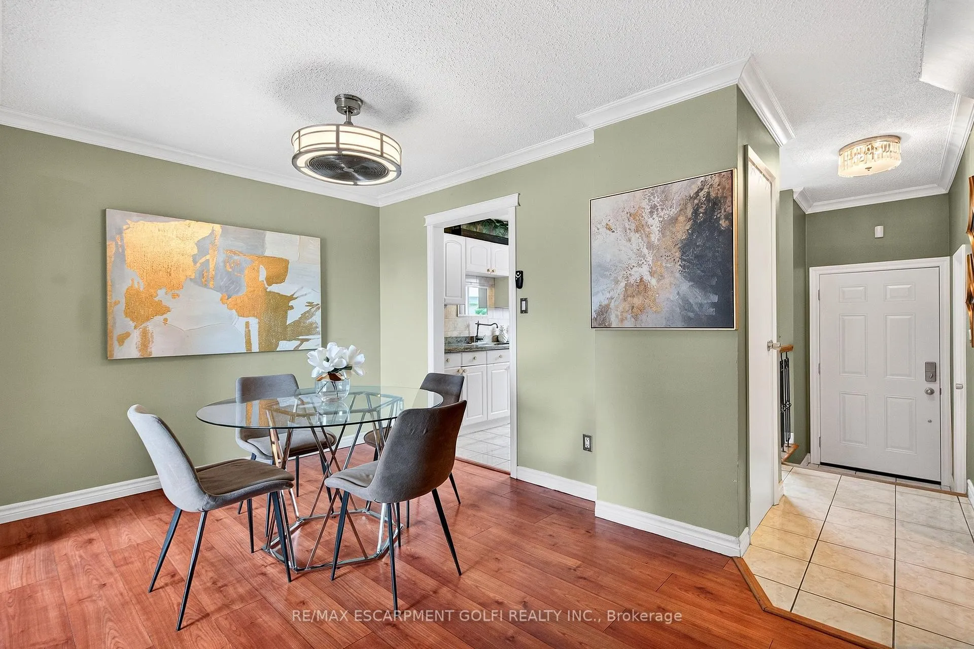 Photo 9 of Unit 95, 75 Berkindale Drive, Hamilton, Riverdale — HOMEH