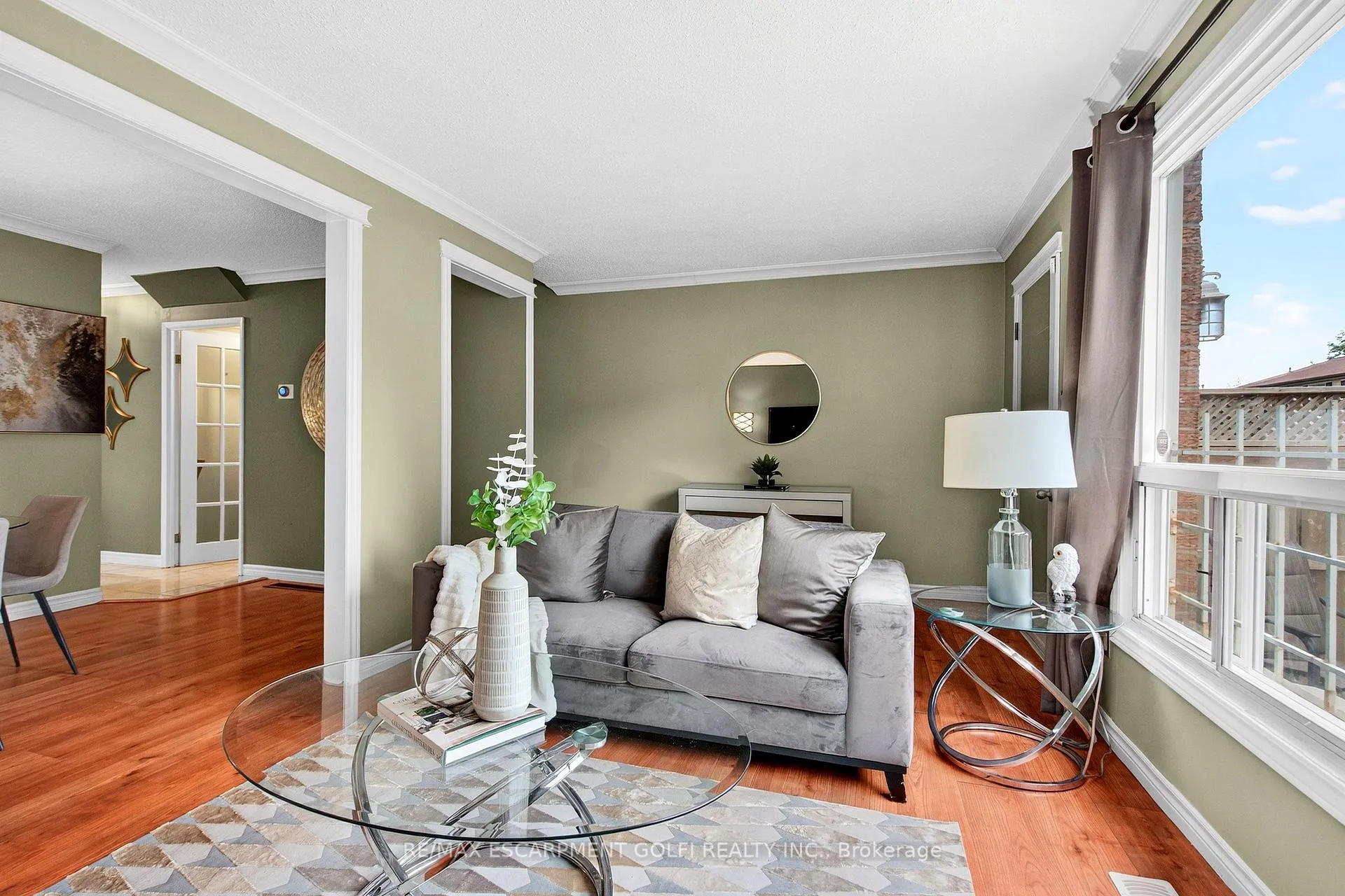 Photo 11 of Unit 95, 75 Berkindale Drive, Hamilton, Riverdale — HOMEH