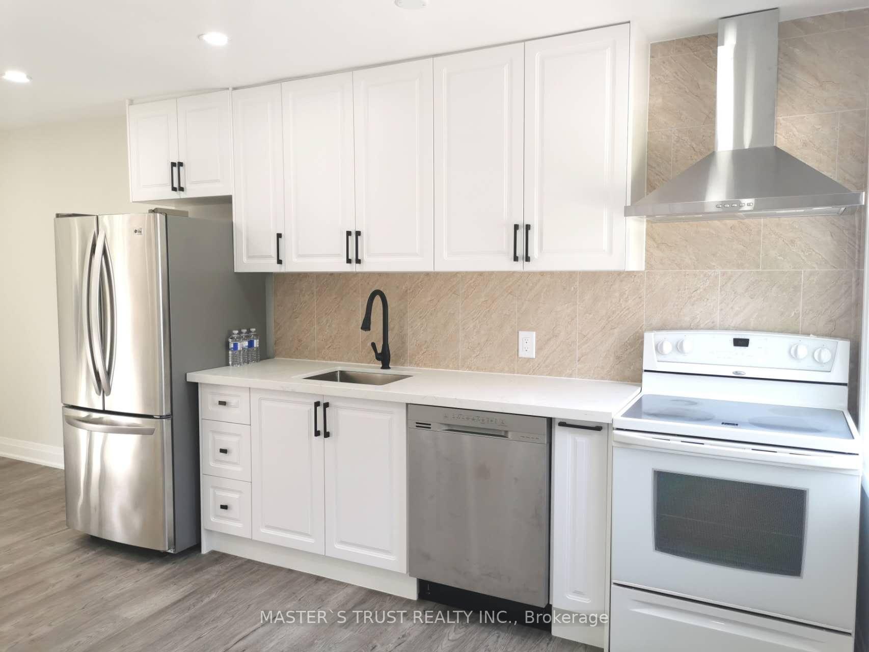 Photo 5 of Unit North, 118 The Queensway N, Georgina, Historic Lakeshore Communities — HOMEH
