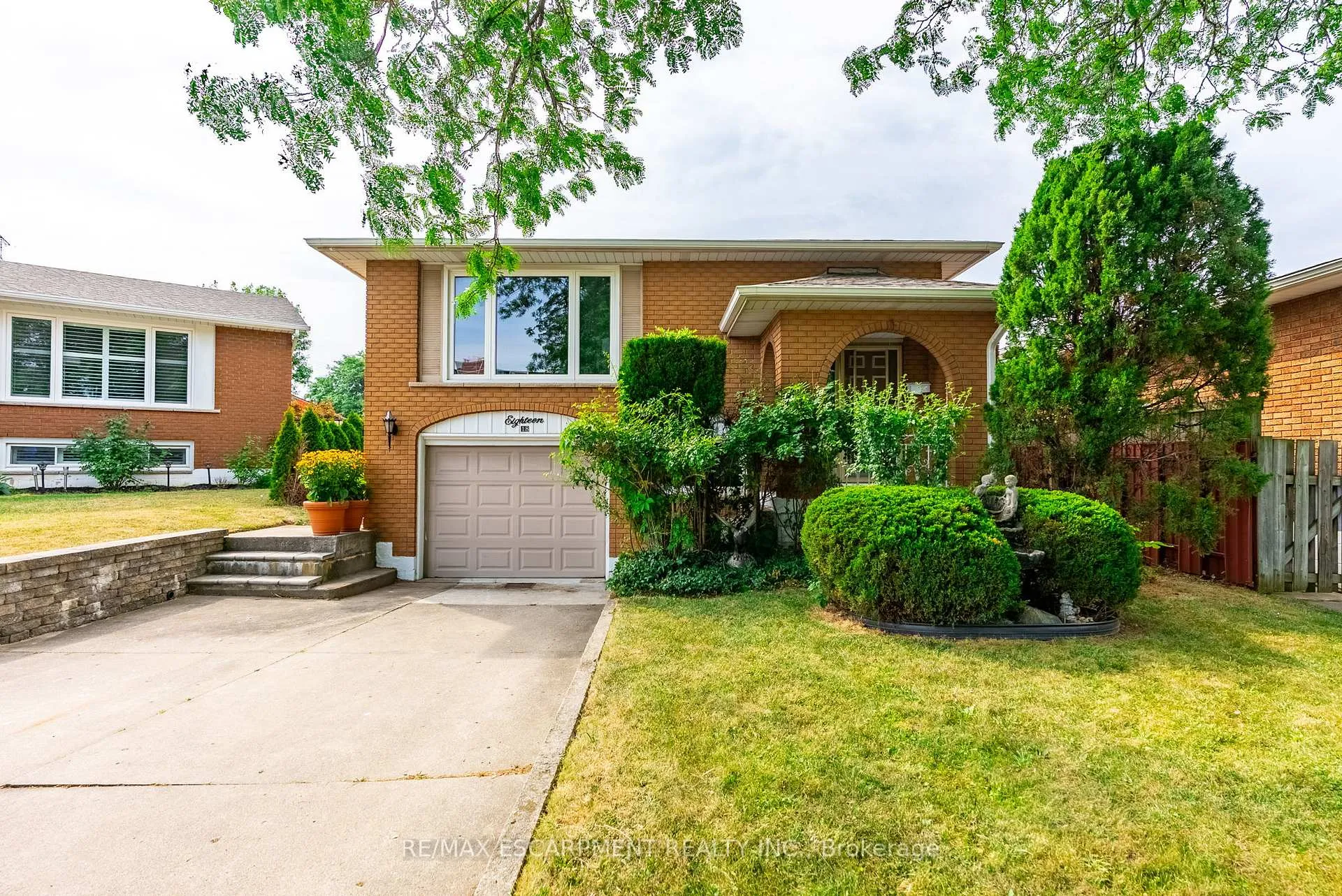 Photo 1 of 18 Renner Court, Hamilton, Red Hill — HOMEH
