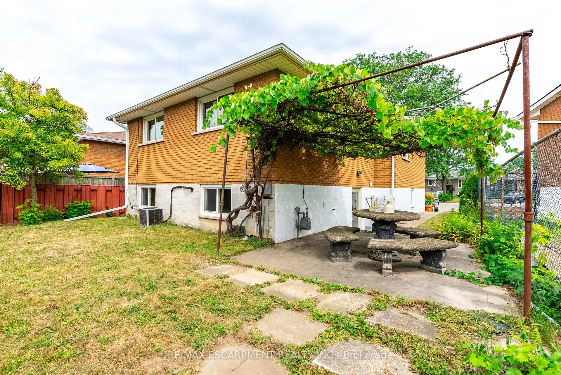 Photo 37 of 18 Renner Court, Hamilton, Red Hill — HOMEH