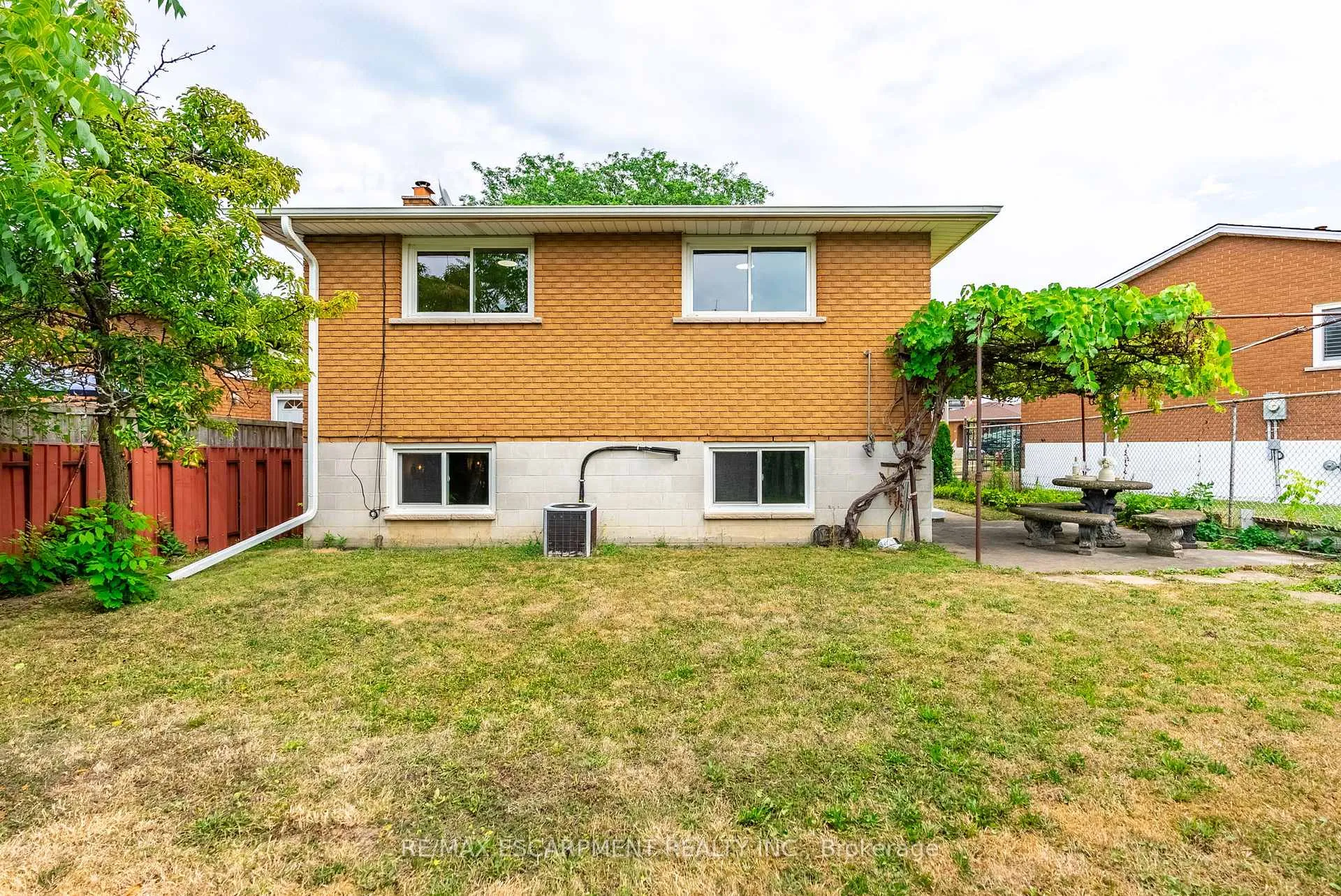 Photo 39 of 18 Renner Court, Hamilton, Red Hill — HOMEH