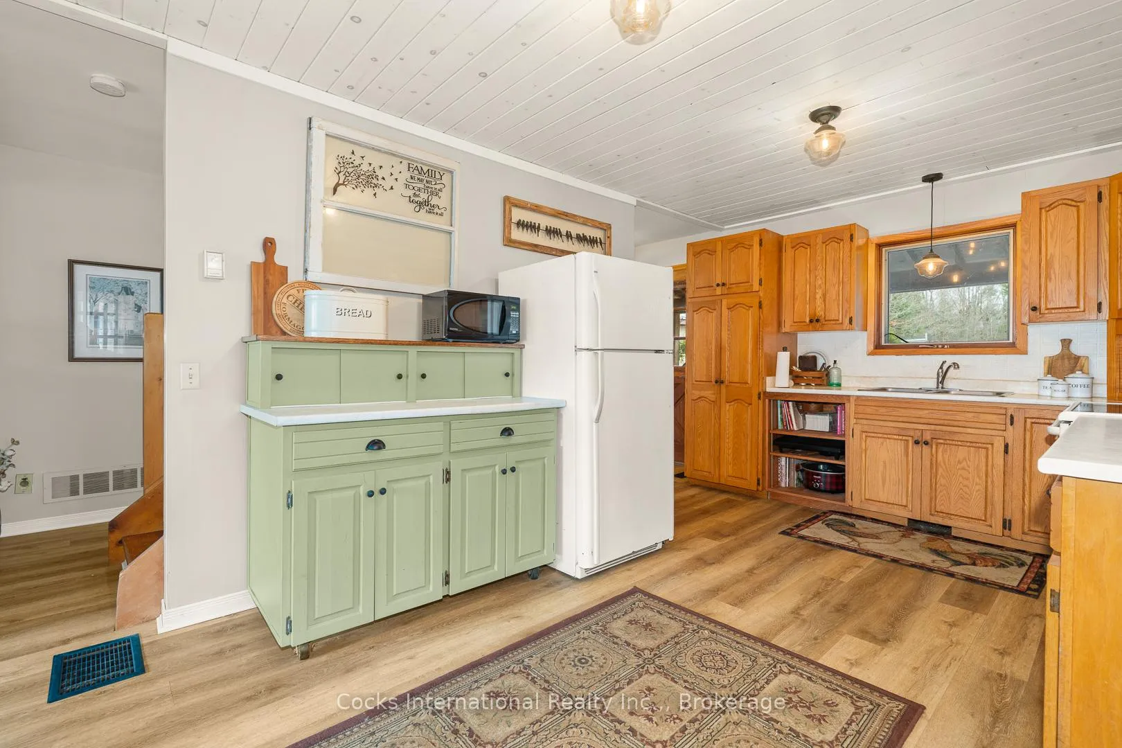 Photo 12 of 621 Chapman Strong Road, Strong — HOMEH