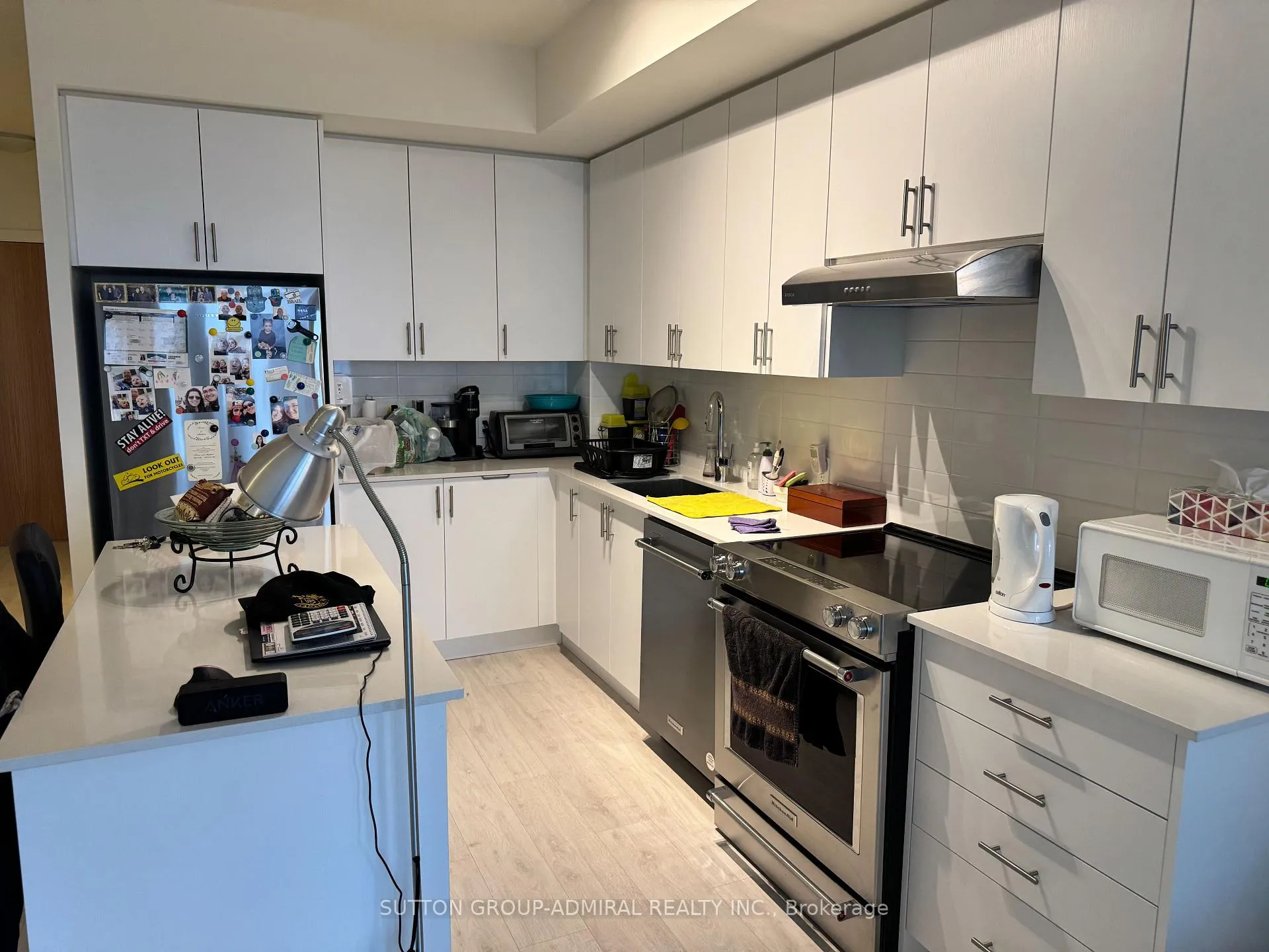 Photo 5 of Unit 810, 8960 Jane Street, Vaughan, Vellore Village — HOMEH