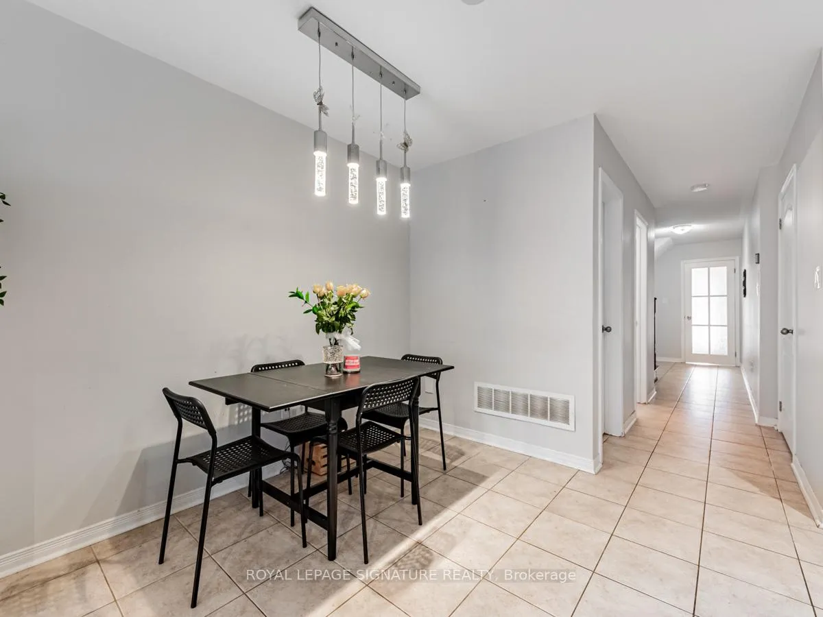 Photo 28 of Unit Upper, 34 Muscadel Road, Vaughan, Vellore Village — HOMEH
