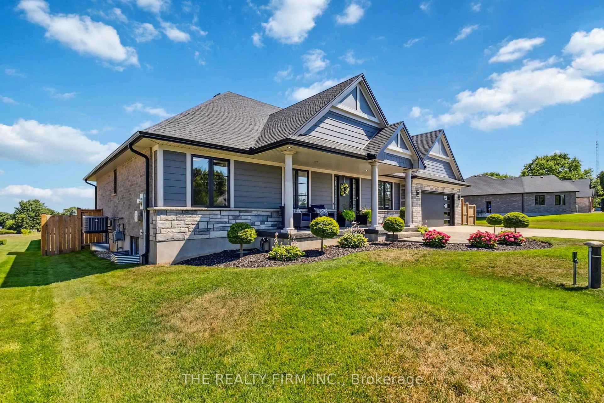 Photo 2 of 88575 Hilltop Lane, Malahide, Rural Malahide — HOMEH