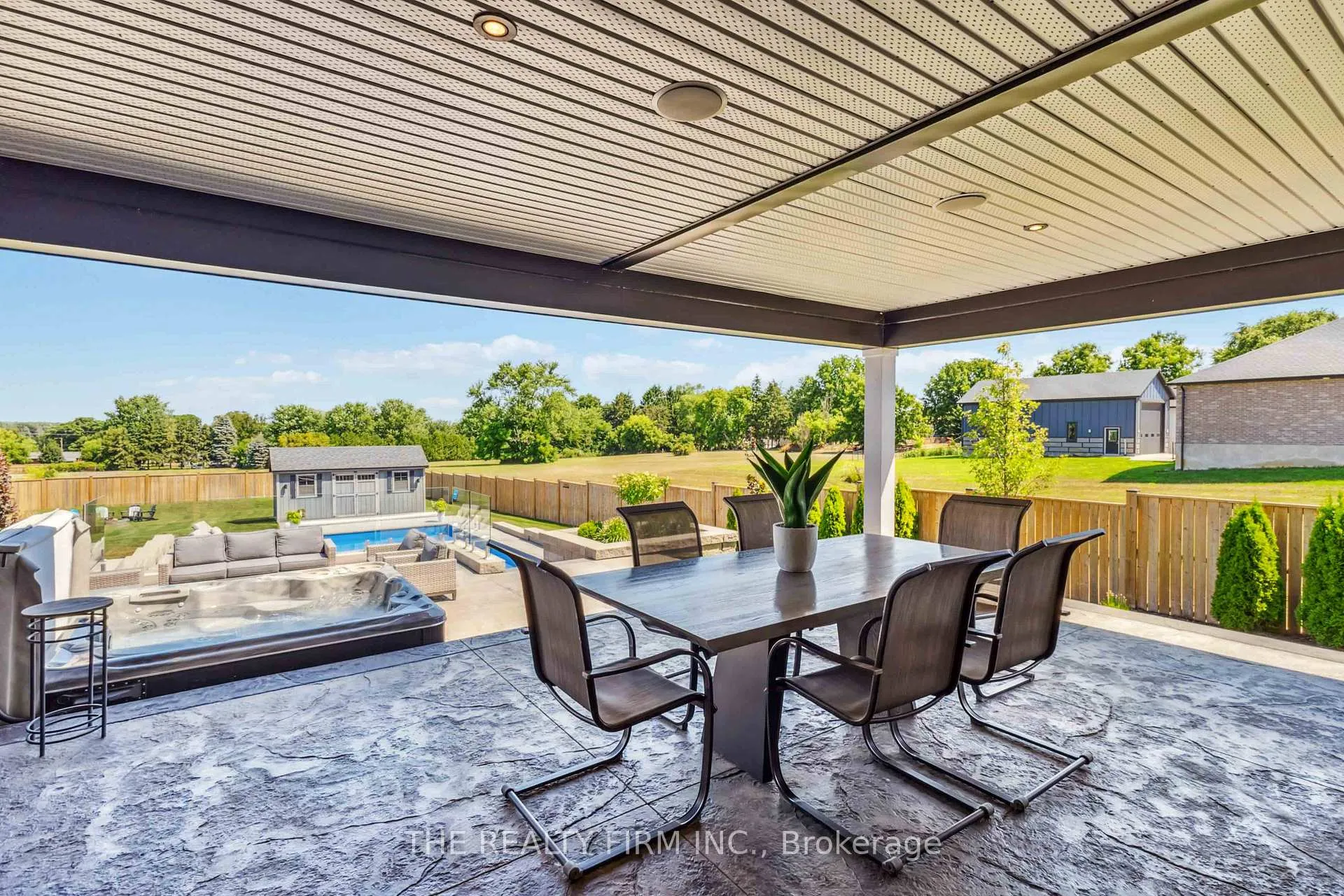 Photo 35 of 88575 Hilltop Lane, Malahide, Rural Malahide — HOMEH