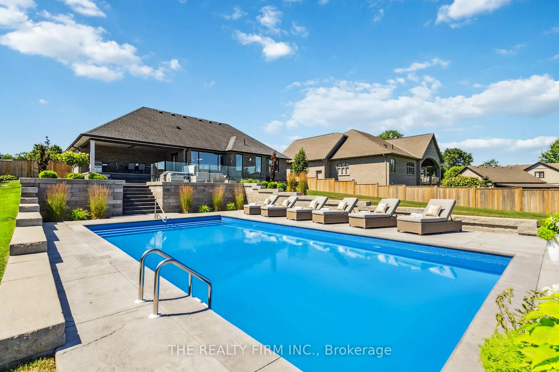 Photo 40 of 88575 Hilltop Lane, Malahide, Rural Malahide — HOMEH