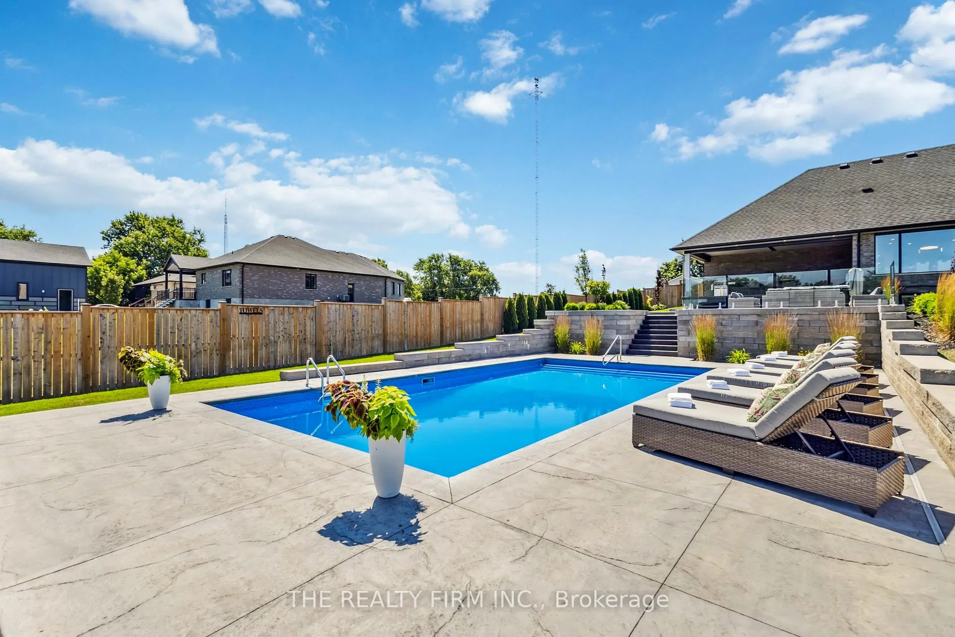 Photo 41 of 88575 Hilltop Lane, Malahide, Rural Malahide — HOMEH