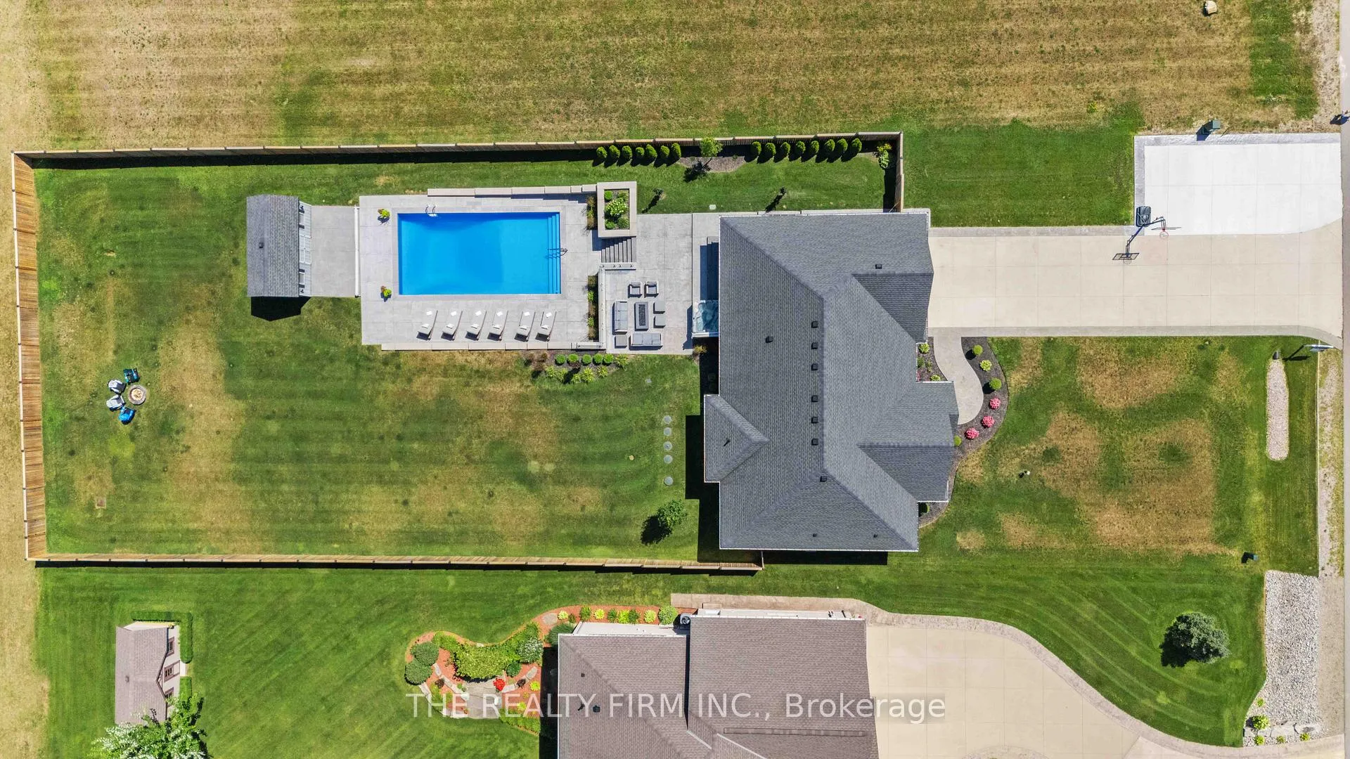 Photo 44 of 88575 Hilltop Lane, Malahide, Rural Malahide — HOMEH