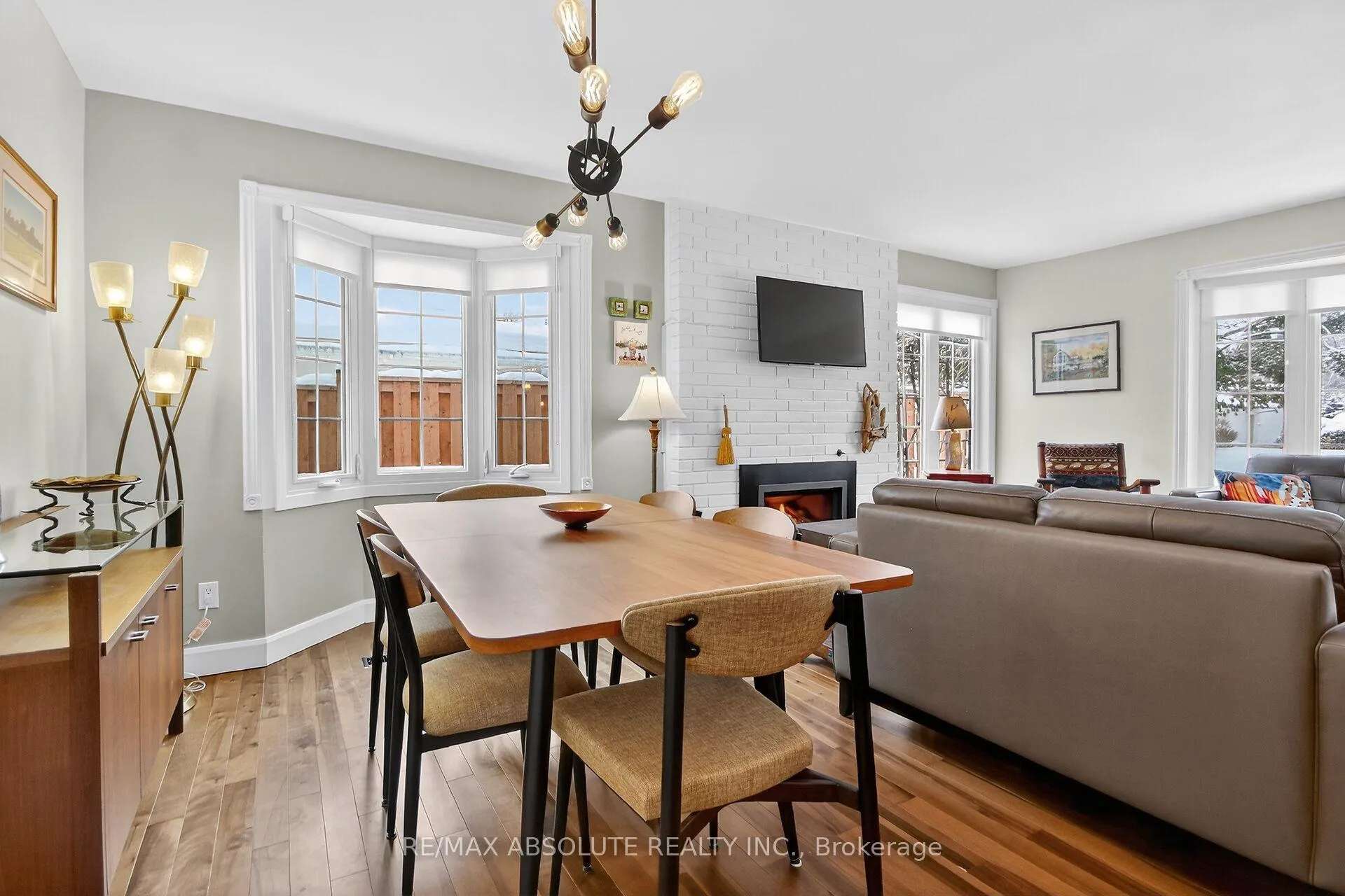 Photo 12 of 57 Quinpool Crescent, Ottawa, Arbeatha Park — HOMEH