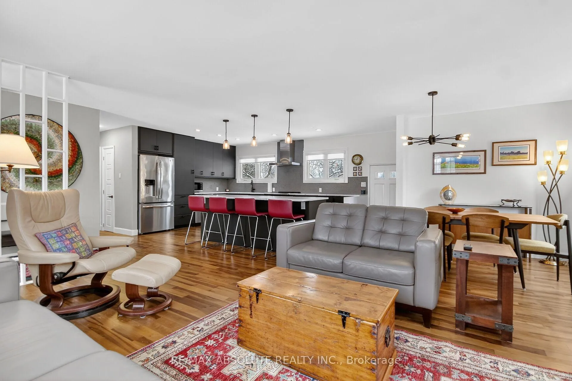 Photo 15 of 57 Quinpool Crescent, Ottawa, Arbeatha Park — HOMEH