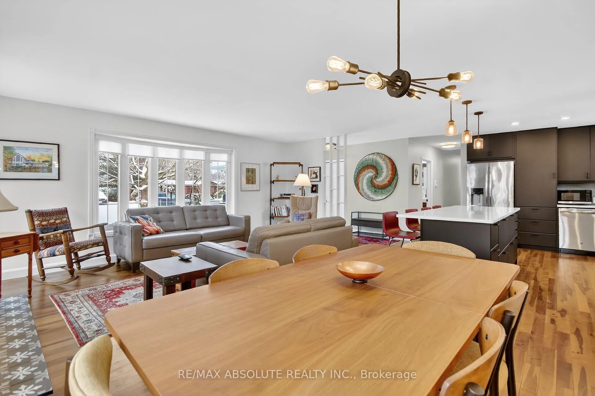 Photo 17 of 57 Quinpool Crescent, Ottawa, Arbeatha Park — HOMEH