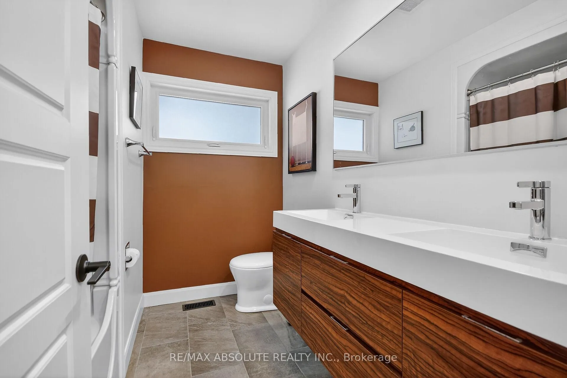 Photo 29 of 57 Quinpool Crescent, Ottawa, Arbeatha Park — HOMEH