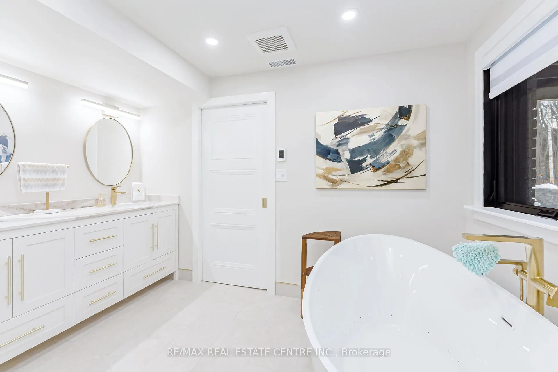 Photo 21 of 10457 Darkwood Road, Milton, Rural Milton West — HOMEH