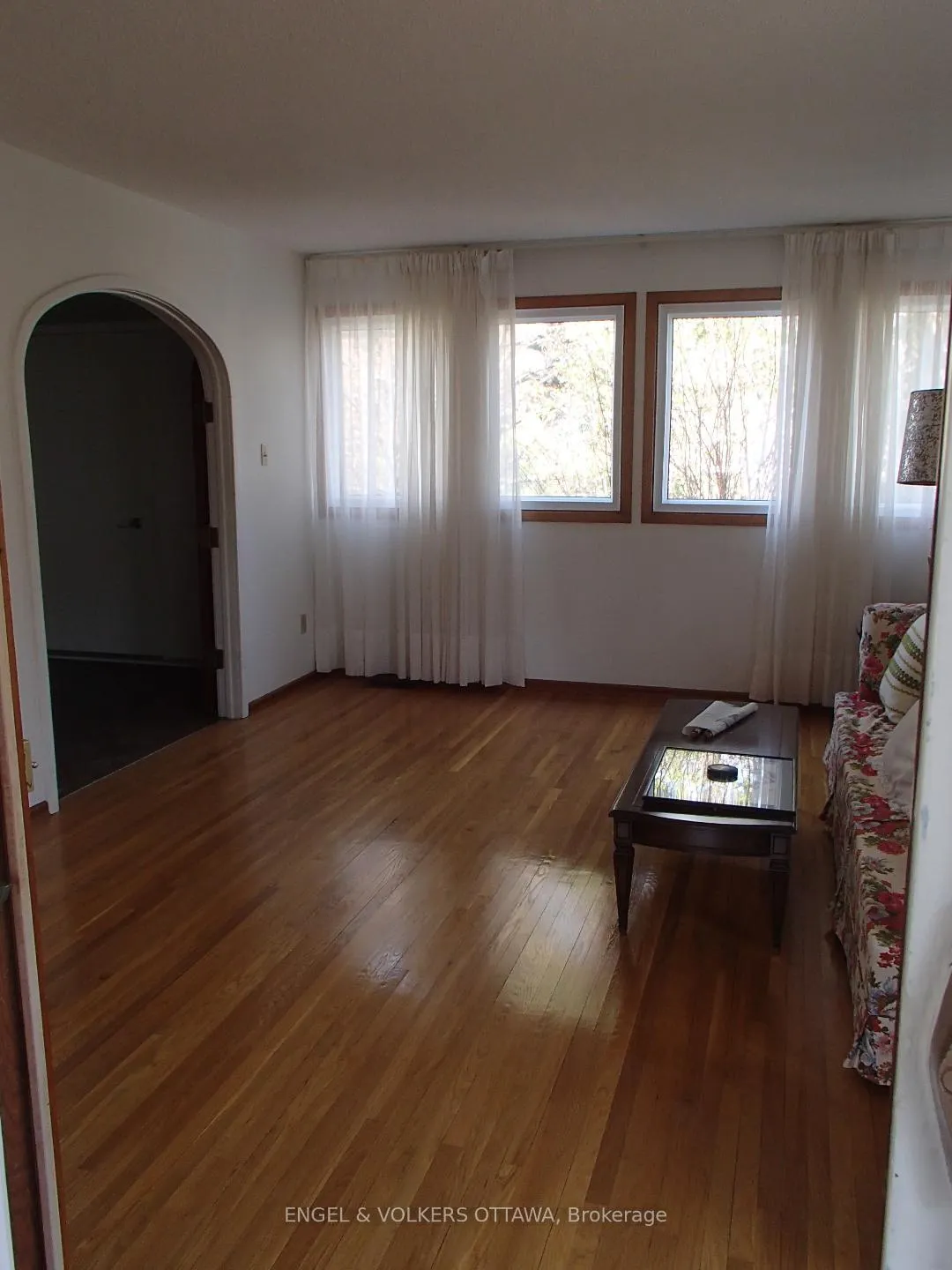 Photo 6 of 890 Greenbriar Avenue, Ottawa, Carleton Heights — HOMEH