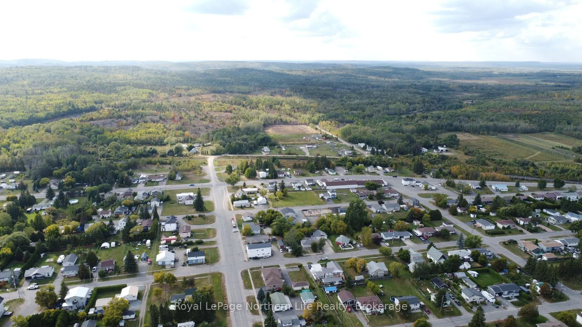 Photo 32 of 67 Birch Street, Temiskaming Shores, Haileybury — HOMEH